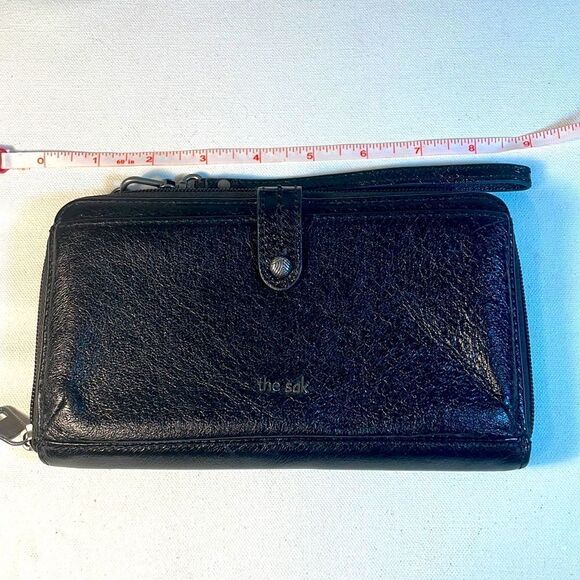 The Sak wristlet - Picture 1 of 2